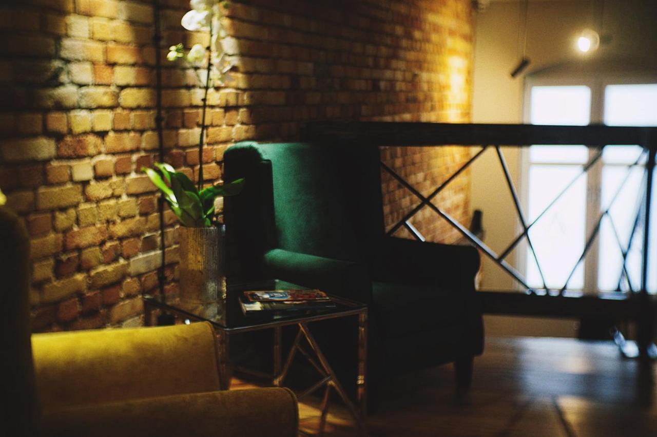 Apartsuites I Sorau ซารี ภายนอก รูปภาพ Interior of the restaurant