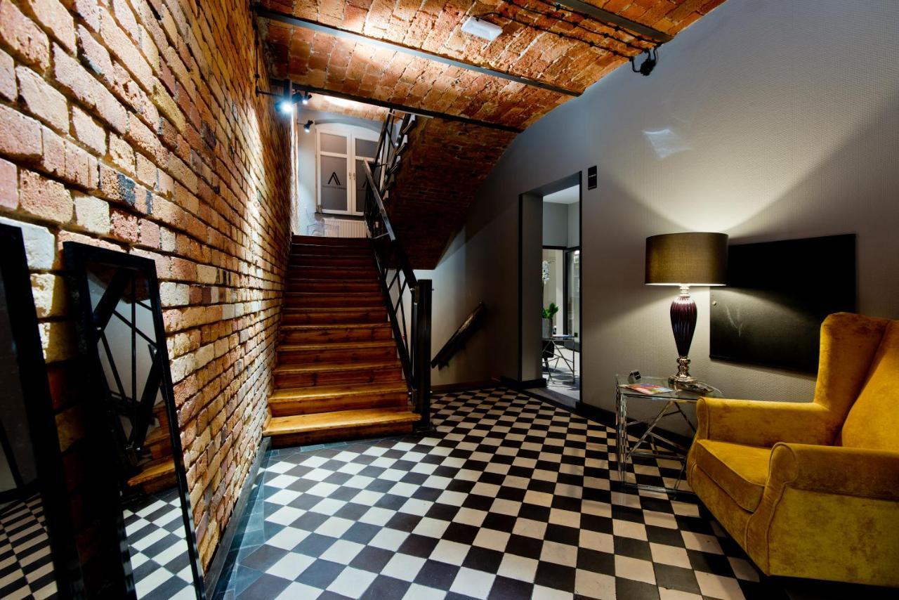 Apartsuites I Sorau ซารี ภายนอก รูปภาพ Interior of the hotel